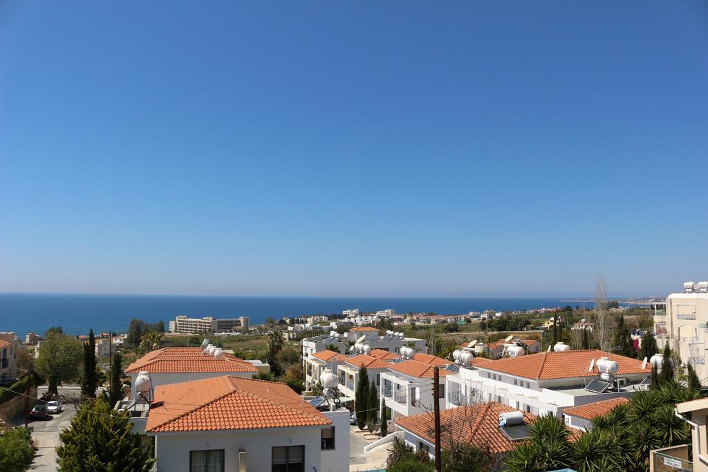 Villa Infinite Blu Paphos Exteriör bild
