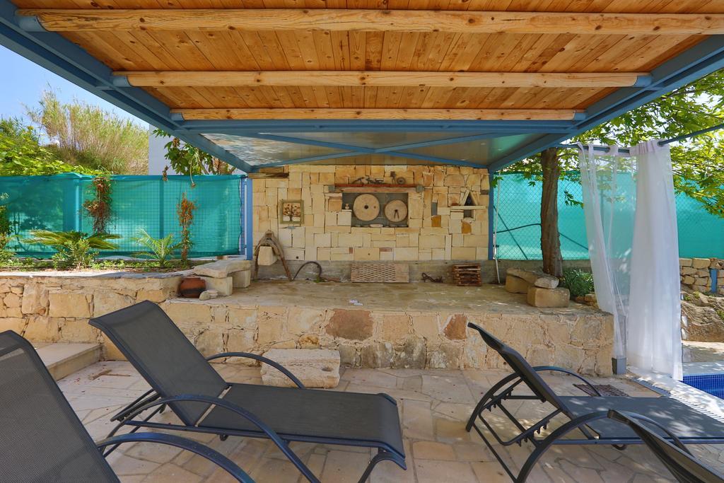 Villa Infinite Blu Paphos Exteriör bild
