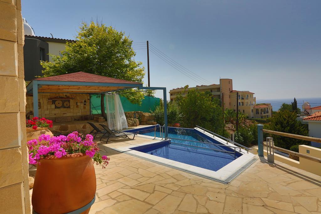 Villa Infinite Blu Paphos Exteriör bild